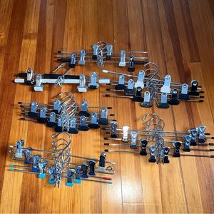 25 adjustable interlocking metal skirt pant hangers silver blue black rubber top